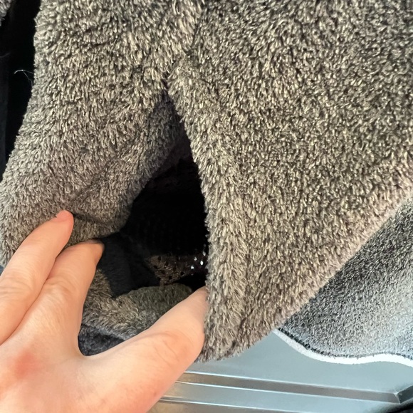 Patagonia Women’s Gray - Picture 5 of 8